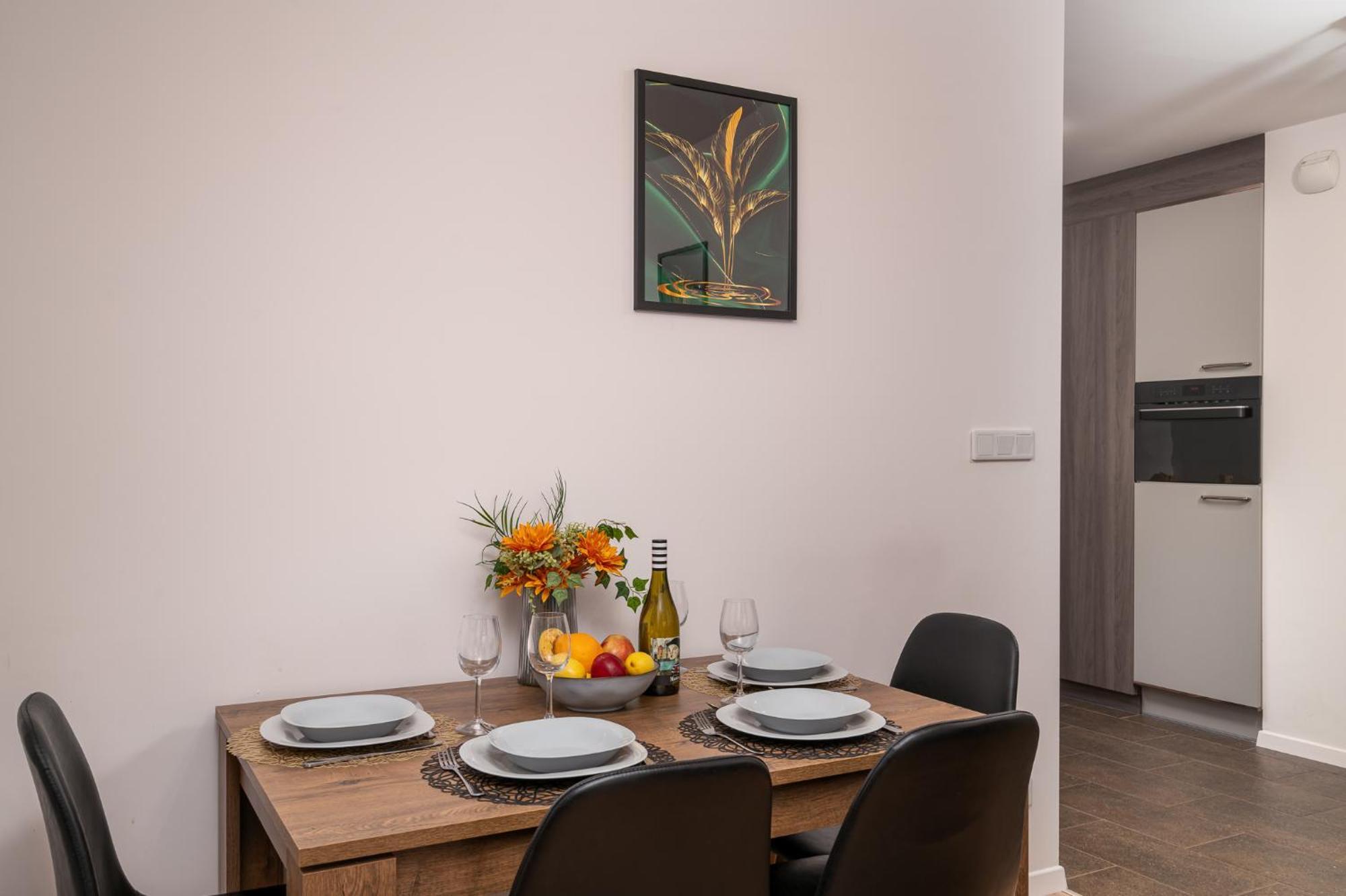 Apartwro 3Th - Apartament Przy Dworcu Glownym Pkp, Balkon, Garaz, Rowery Вроцлав Экстерьер фото